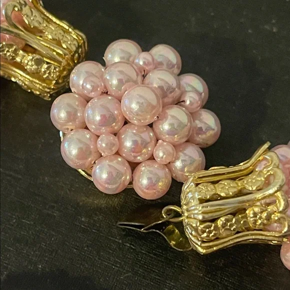 Vintage Japan Pink Pearlescent Multi-Strand Decorative Box Clasp Necklace - Picture 9 of 9